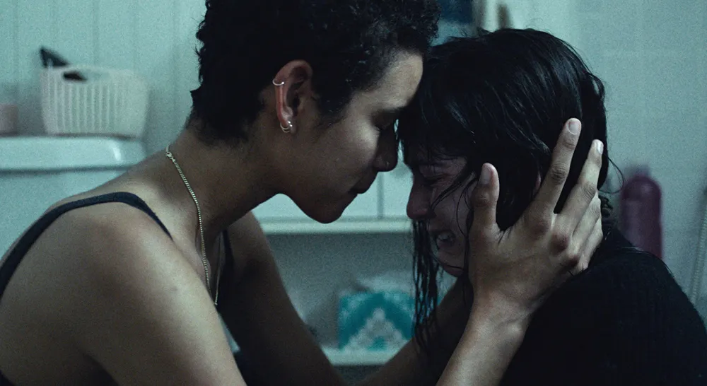 Tân binh – The Novice (2021) - phim lesbian