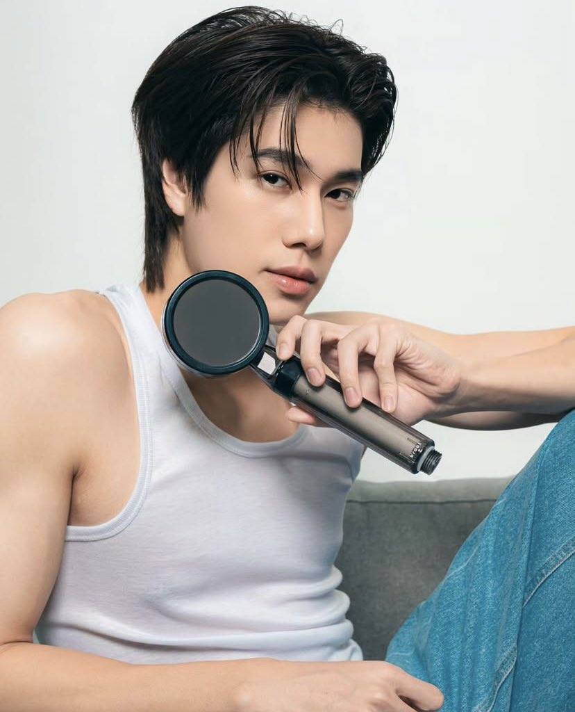 Phuwin Tangsakyuen sở hữu một lượng người hâm mộ quốc tế đông đảo