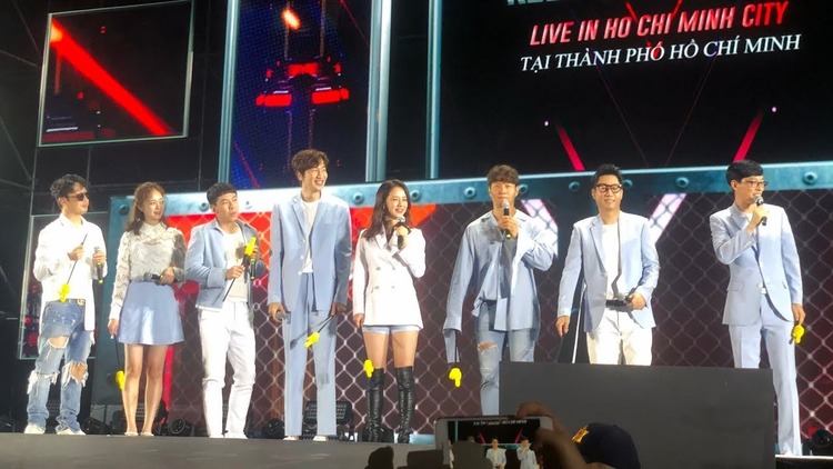 Hình ảnh đội hình Running Man thanh lịch, lịch lãm tại fanmeeting năm 2019 tại TP Hồ Chí Minh