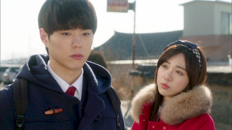 Một vai diễn tuổi trẻ nhẹ nhàng, Park Bo-gum gieo vào lòng người xem cảm xúc trong trẻo và hoài niệm.