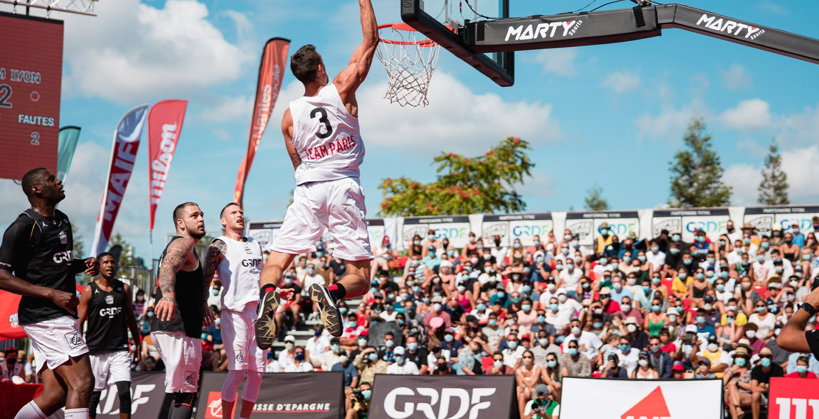 Luật tính điểm trong bóng rổ 3x3 có quy định điểm khác biệt