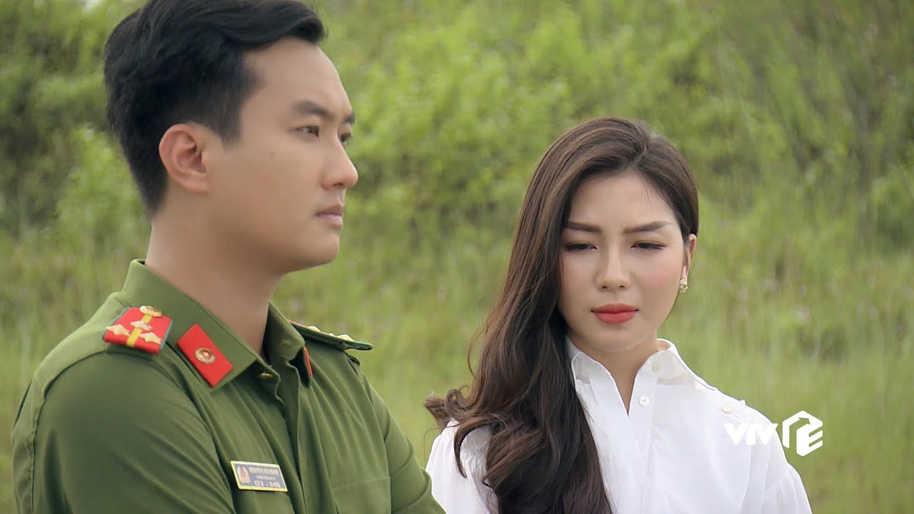 Phố trong làng (2021)