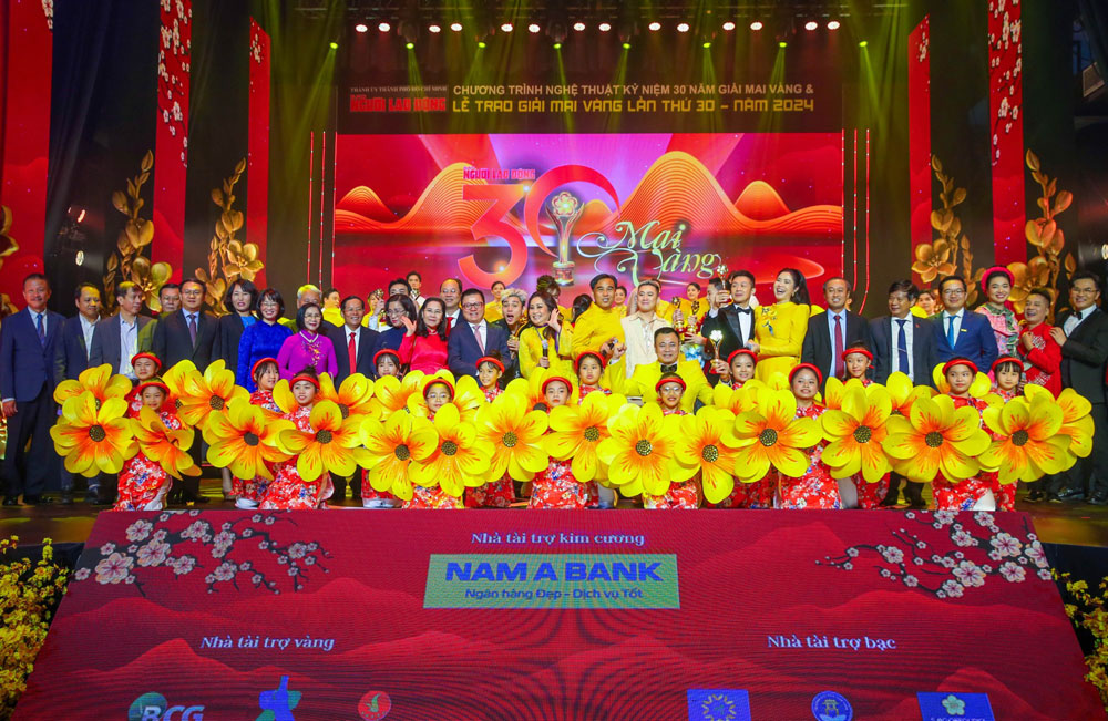Lễ trao Giải Mai Vàng lần thứ 30 - 2024 tại Nhà hát Thành phố (TP HCM). Ảnh: HOÀNG TRIỀU