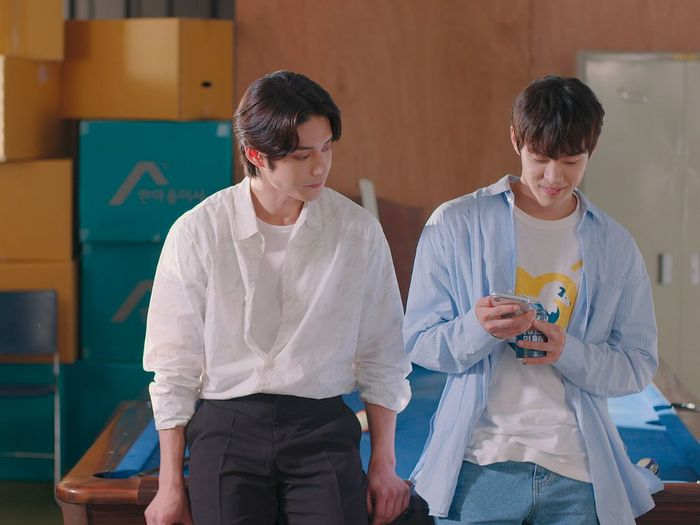 Bộ phim theo chân Jun Ho, một ma cà rồng tìm kiếm người cho anh "nụ hôn cuối cùng"