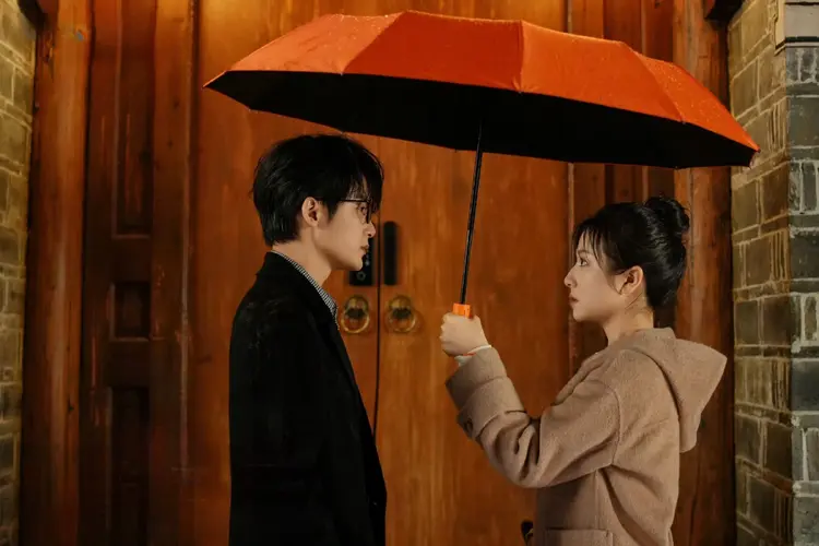 Lý Lan Địch gây ấn tượng khi hóa thân thành nhiều “phiên bản” khác nhau, vừa đa dạng vừa duyên dáng