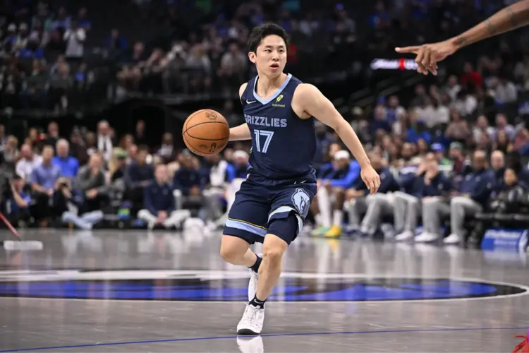 Hậu vệ dẫn bóng trên sân (Point Guard - PG)