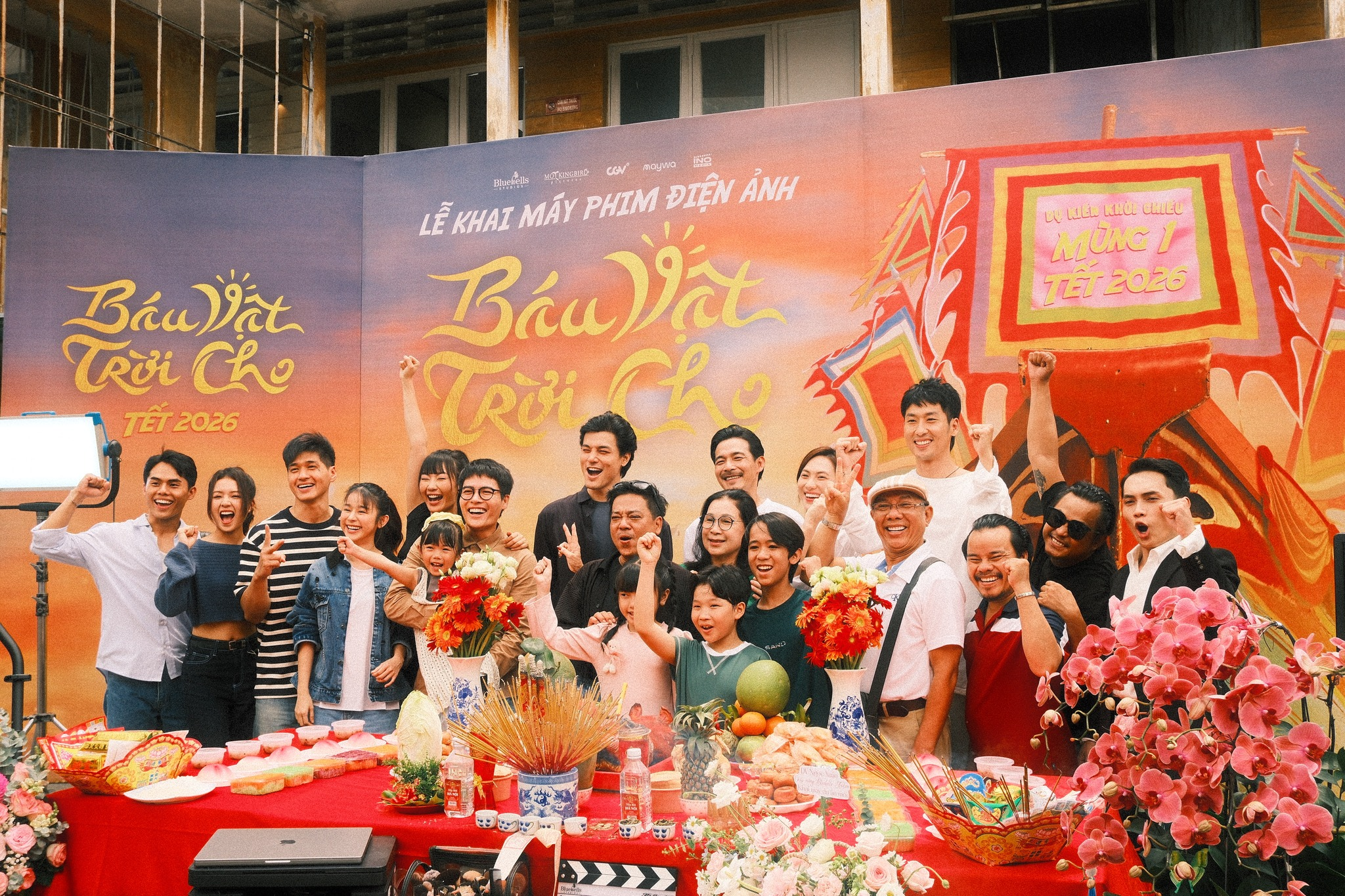 Dàn diễn viên “sai đẹp chiêu” gồm Phương Anh Đào, Tuấn Trần, Trung Dân, Võ Tấn Phát, Khương Lê, Quách Ngọc Ngoan