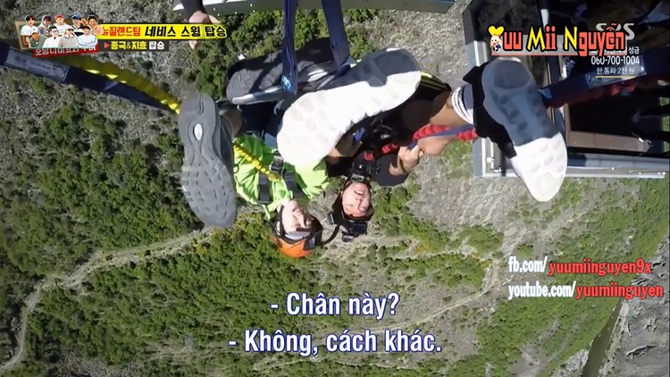 Cú nhảy lộn ngược của Ji Hyo và Jong Kook nhận được nhiều sự tán dương của khán giả