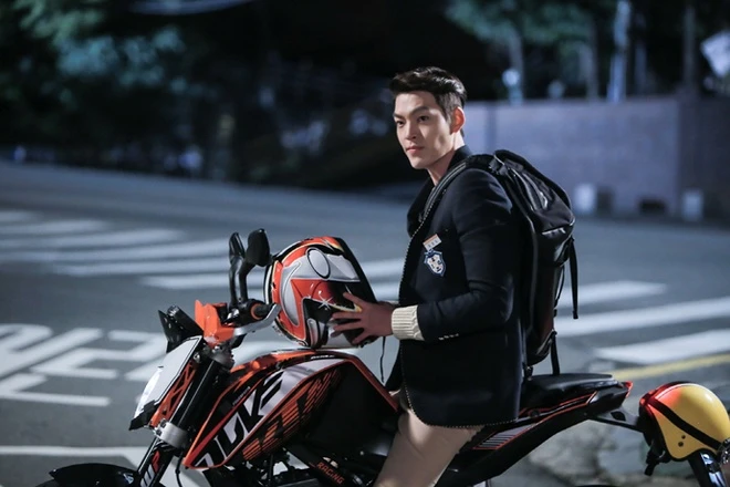 Kim Woo Bin trong "Những Người Thừa Kế" với vai diễn iconic tạo nên cơn sốt