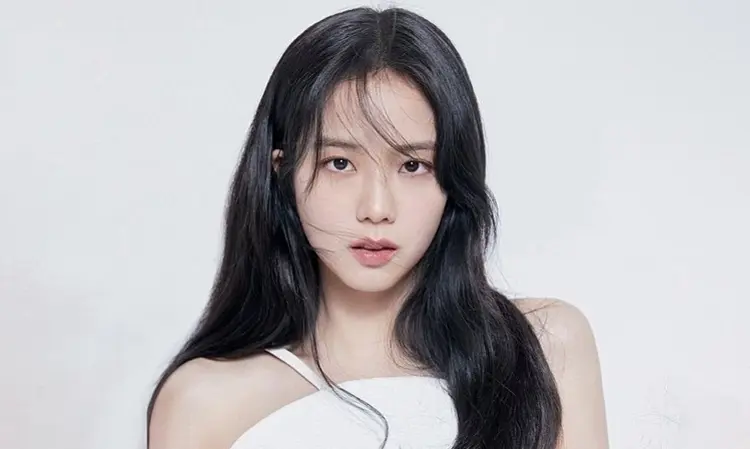 Jisoo - Chị cả BLACKPINK xinh đẹp với khả năng diễn xuất ấn tượng.