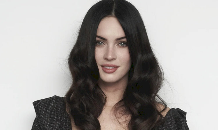 Megan Fox – hiện thân của sự quyến rũ táo bạo và phong thái tự tin đầy mê hoặc.