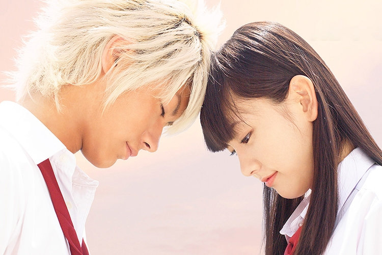 Khi Hiro rời khỏi cuộc đời Mika, anh vẫn mang theo trọn vẹn tình yêu và nụ cười của cô