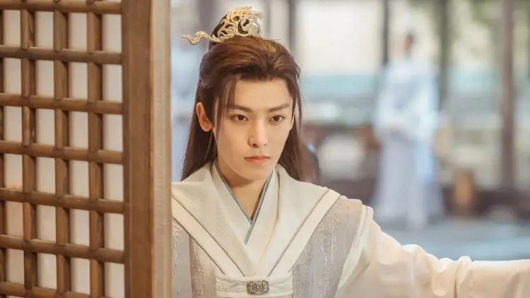 Nam diễn viên Hầu Minh Hạo