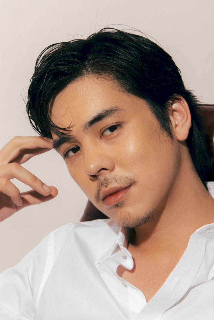 Pachara Chirathivat (Peach) - "Nam thần" hàng hiệu