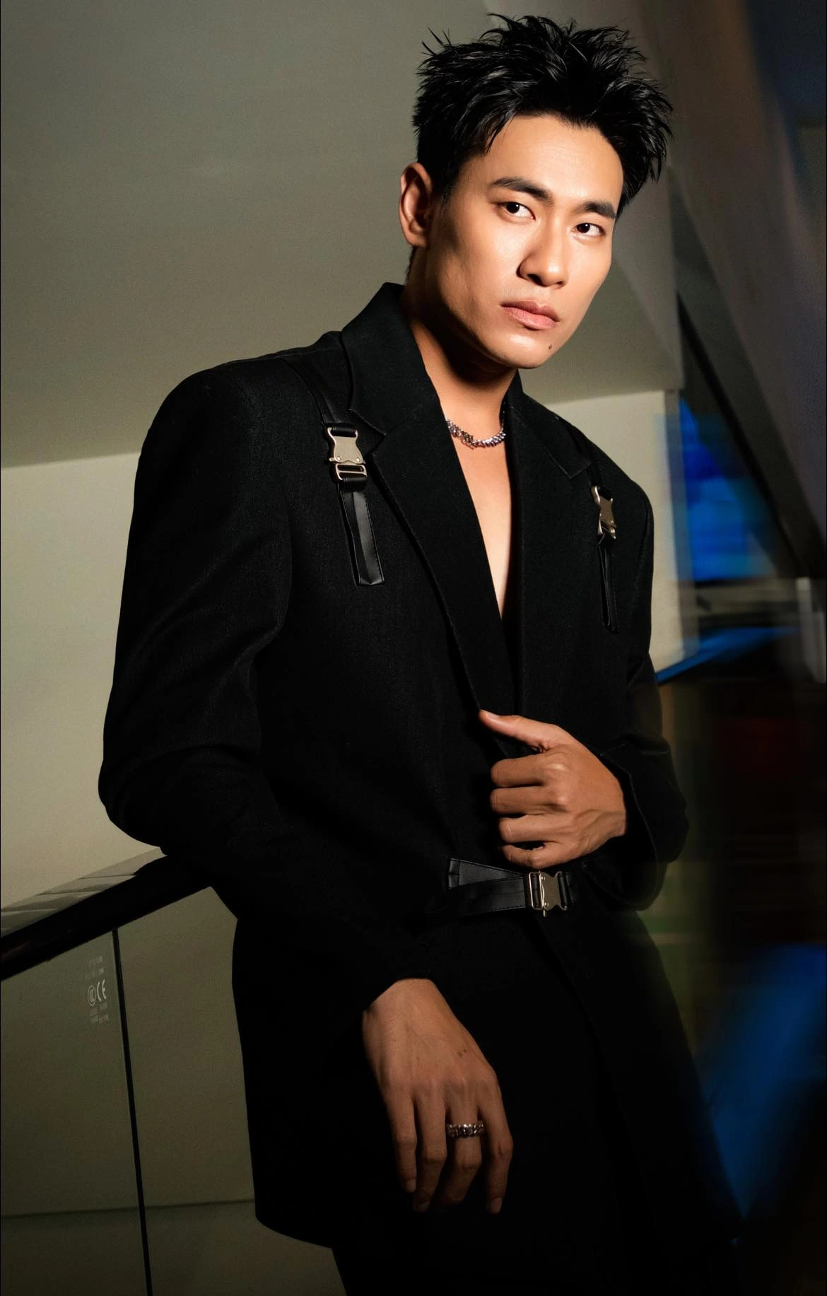 Kiều Minh Tuấn - Sức hút của gã "bad boy" phong trần