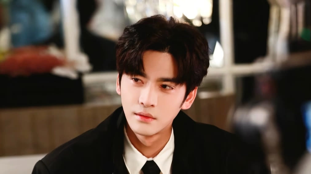 Vương Dịch Nhiên - Mỹ nam phim ngắn “làm tan chảy trái tim” của nhiều thiếu nữ