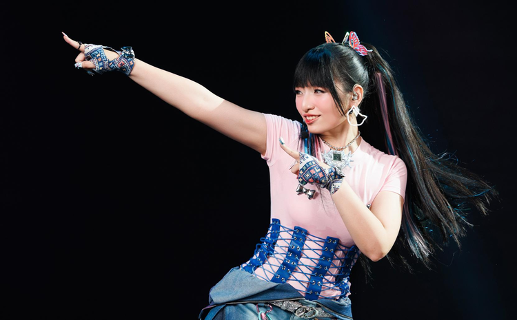 Đào Tử A1J - nữ nghệ sĩ indie đa năng, là nhân tố bí ẩn của đội "Đôi mắt" tại Em Xinh Say Hi nhưng đã dừng chân ở Live Stage 3.