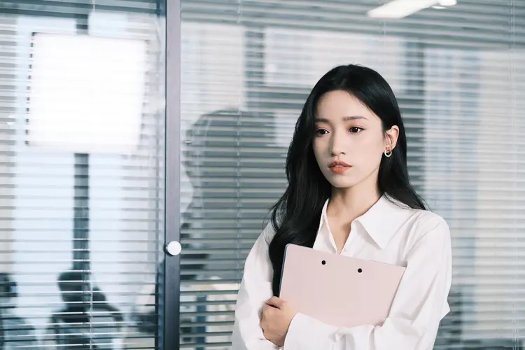 Bạch Nghiên - Nữ diễn viên trẻ đang lên của dòng phim ngắn Trung Quốc