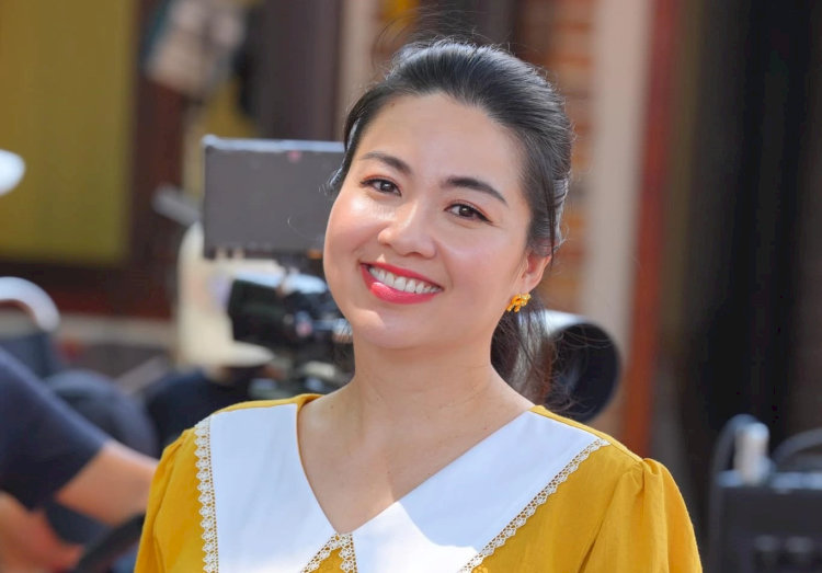 Một trong những nữ diễn viên 8X xinh đẹp, tài năng hiện nay là Lê Khanh