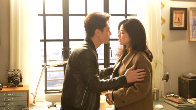 tai-sao-anh-ay-van-doc-than