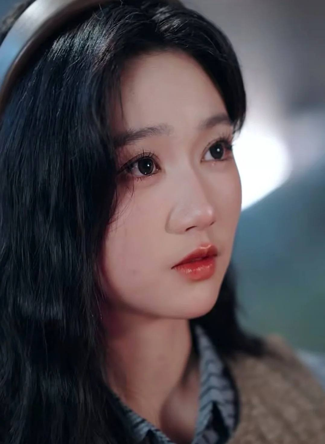 Nhạc Vũ Đình - nữ diễn viên phim ngắn Trung Quốc sở hữu vẻ đẹp trong trẻo đậm chất Giang Nam