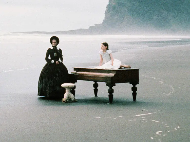 “The Piano” là câu chuyện tình yêu say đắm và sự giải phóng của người phụ nữ câm.