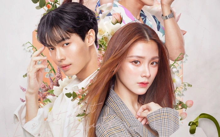 Bộ phim xoay quanh cô gái trẻ bị ám ảnh về ngoại hình và quyết định phẫu thuật thẩm mỹ để bắt đầu cuộc sống đại học mới