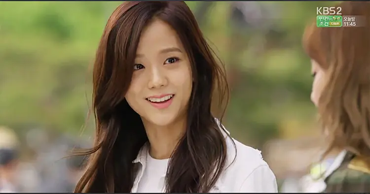 "Hậu trường giải trí" là bộ phim có sự góp mặt đặc biệt của Jisoo.