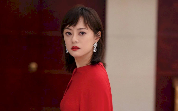 Tôn Lệ - "Nữ hoàng truyền hình" với khí chất quyền lực