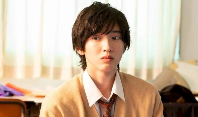 Michieda Shunsuke – biểu tượng của tuổi trẻ, thanh thuần và cảm xúc chân thành trong từng khung hình.