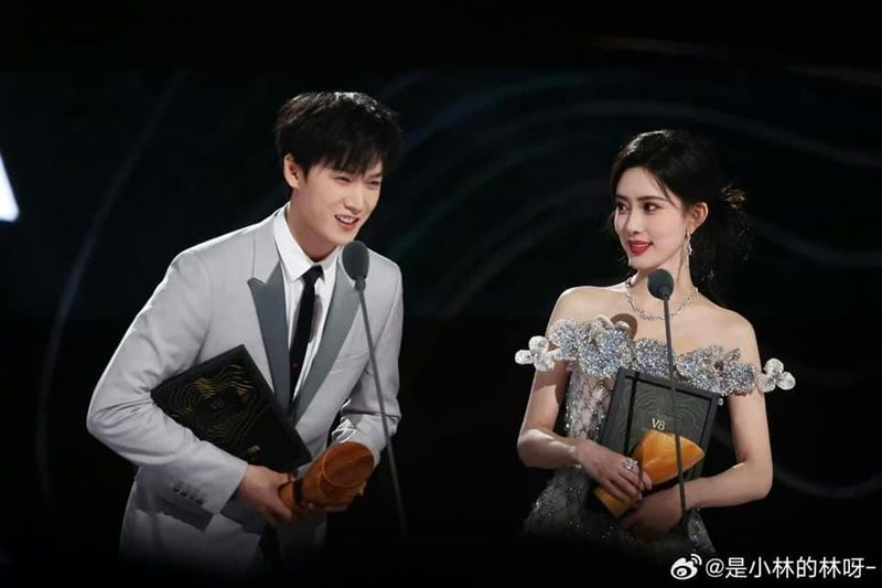 Lý Quân Nhuệ nhận giải thưởng tại Tinh Quang Đại Thưởng 2024