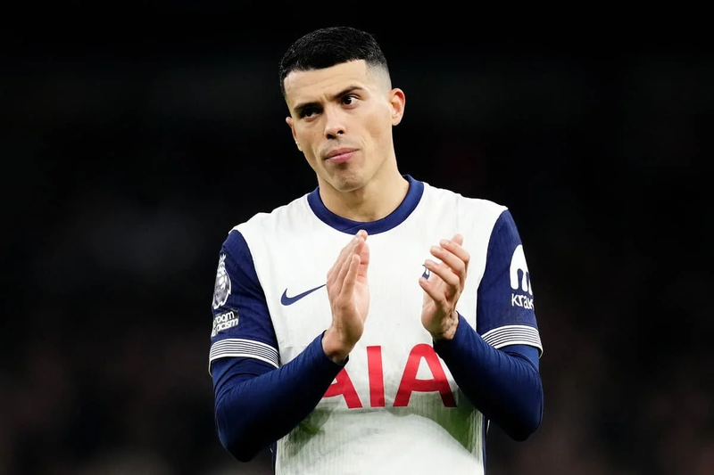 Pedro Porro thuộc đội Tottenham