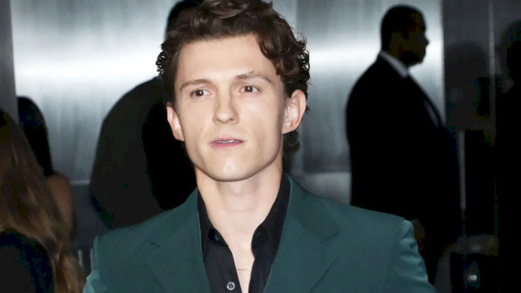 Tom Holland - "Người Nhện" thân thiện nhà bên