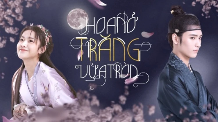 Hoa nở trăng vừa tròn