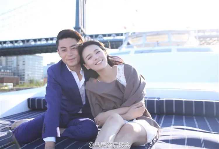 Giản Dao không chỉ là người yêu mà còn là đồng đội sát cánh cùng Bạc Cận Ngôn trong những khoảnh khắc sinh tử