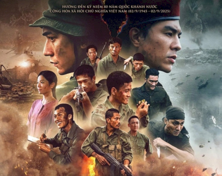 Poster phim “Mưa đỏ”