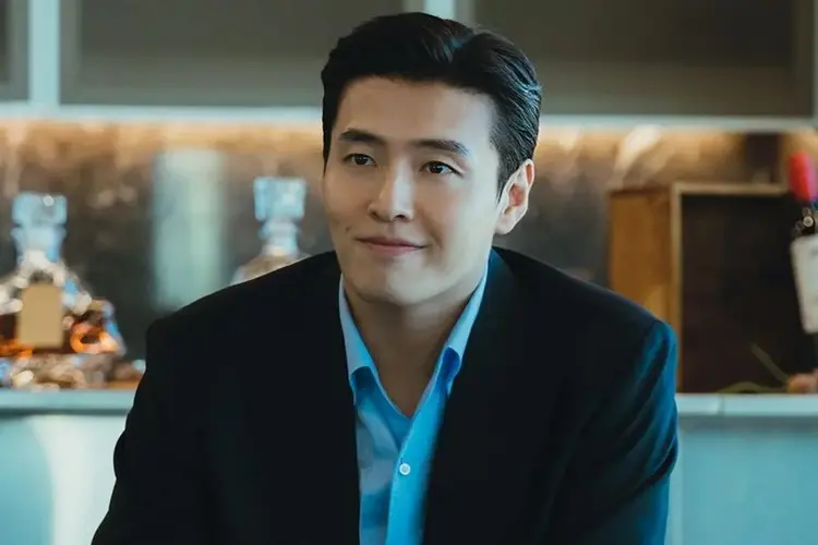 Nam diễn viên sở hữu nhiều vai diễn thành công