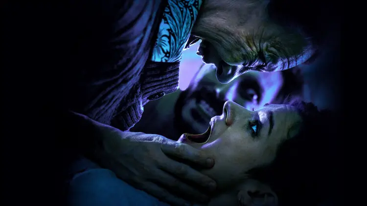 Emma buộc phải đối mặt với nỗi ám ảnh do chính mình tạo ra trên trang giấy