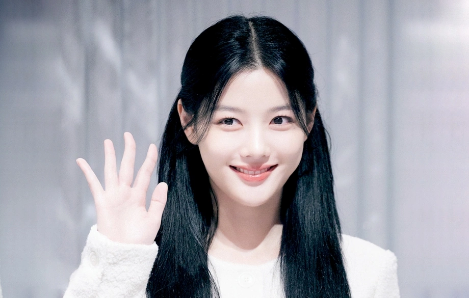 Kim Yoo Jung với vẻ đẹp trưởng thành và tài năng diễn xuất ngày càng hoàn thiện
