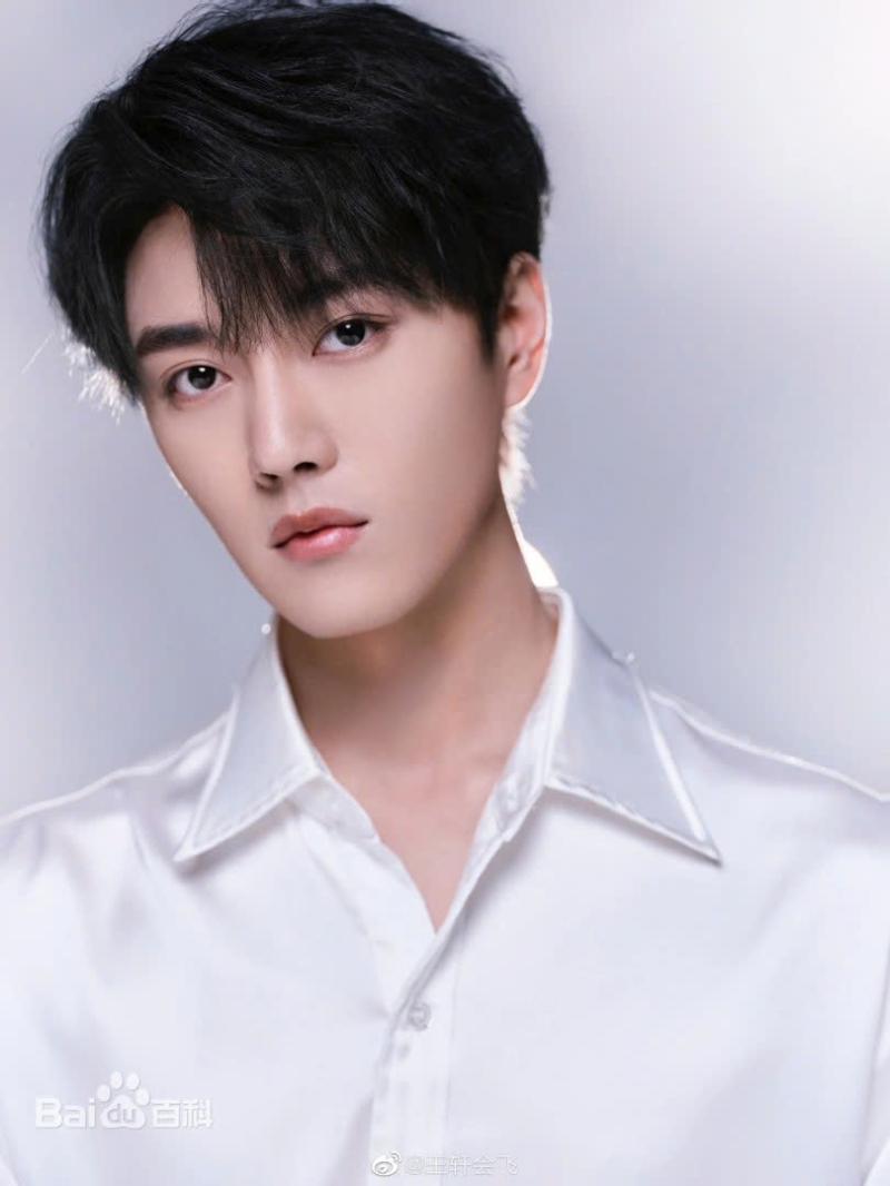 Vương Hiên - "Tổng tài bá đạo" càn quét drama Hoa ngữ