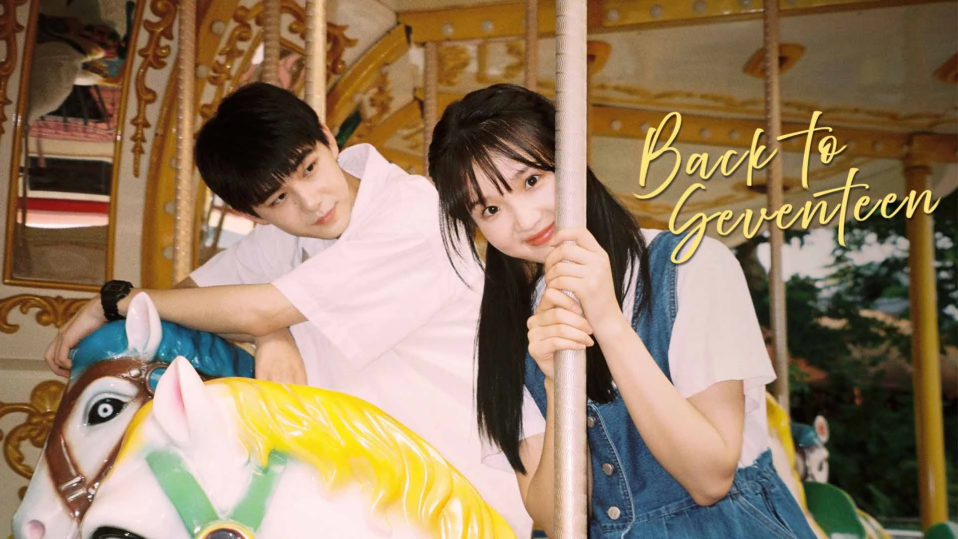 Trương Miểu Di đảm nhận vai nữ chính Chung Tiếu Tiếu, một cô gái trưởng thành nhưng luôn day dứt với quá khứ