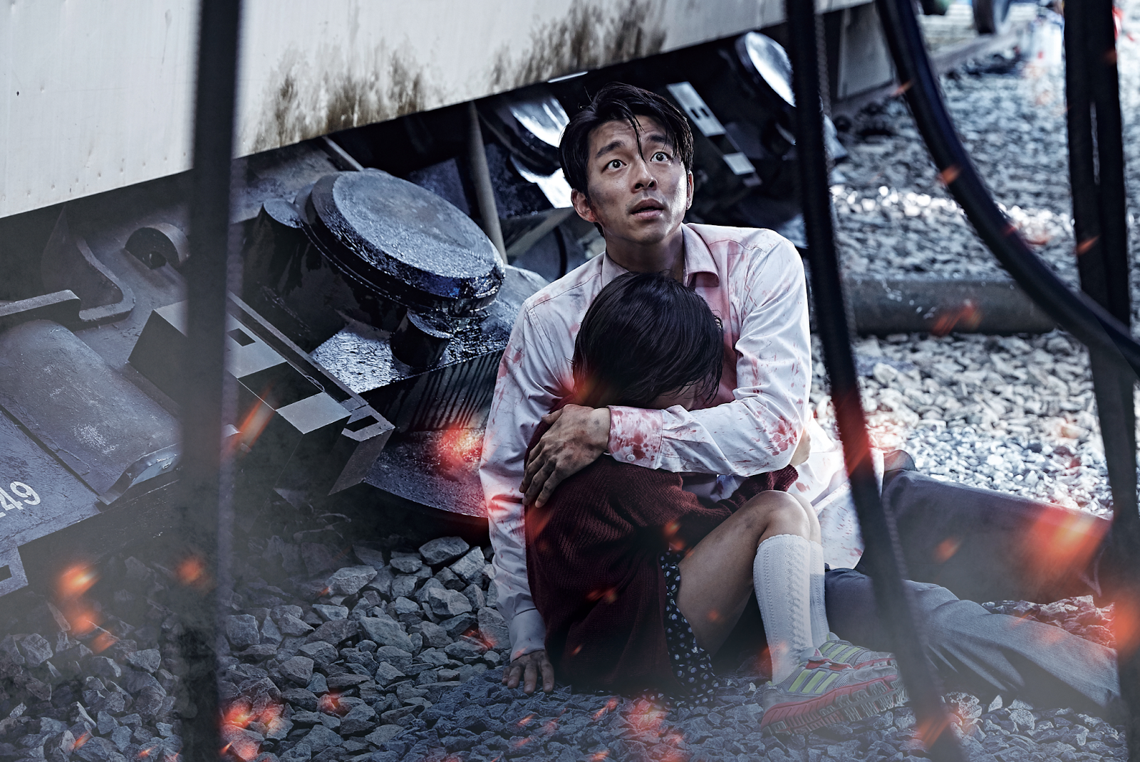 “Train to Busan” để lại thông điệp nhân văn: trong nghịch cảnh, tình yêu thương và sự đoàn kết chính là lối thoát duy nhất giúp con người vượt qua