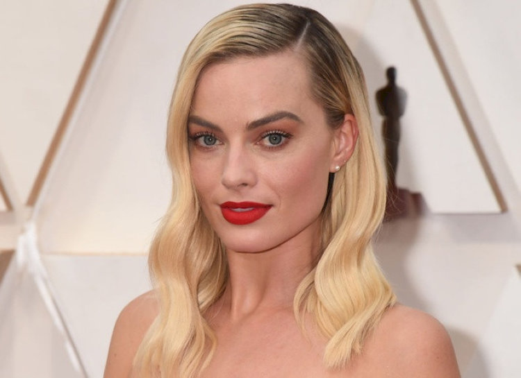 Margot Robbie - Nàng "Harley Quinn" đa sắc màu