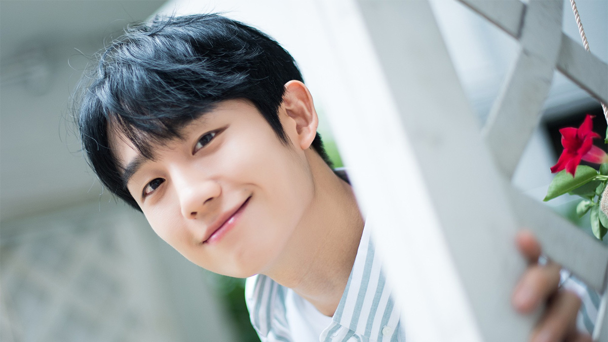 Jung Hae In - "Tình đầu quốc dân" phiên bản nam