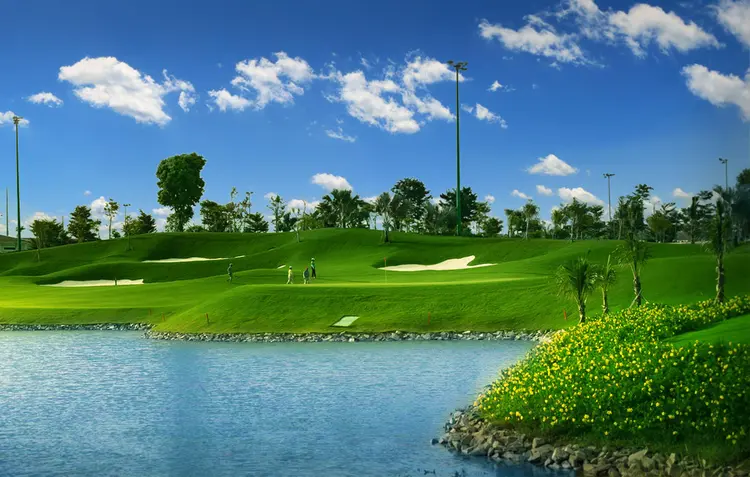 Sân Golf Tân Sơn Nhất - Sân nội đô tiện lợi, hiện đại