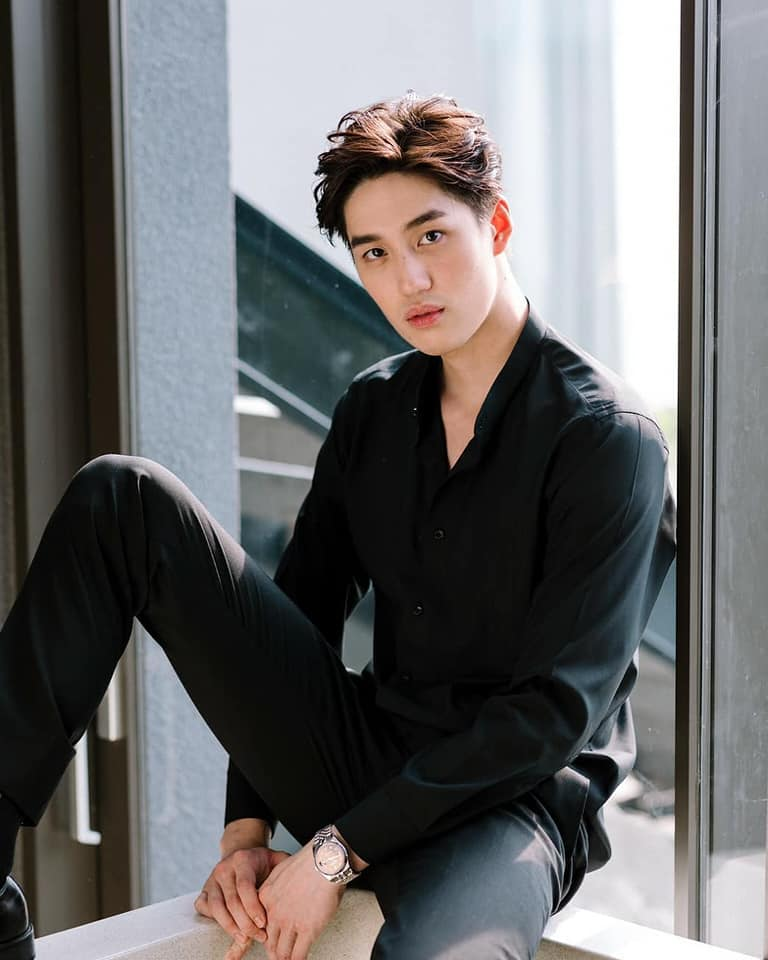 Tor Thanapob là một trong những diễn viên tài năng và có tầm ảnh hưởng bậc nhất của thế hệ 9x tại Thái Lan