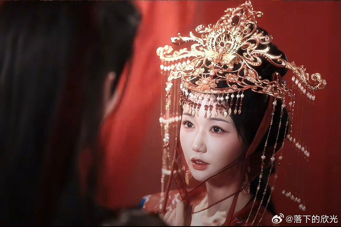 Nhạc Vũ Đình đang là cái tên thống trị làng phim ngắn Trung Quốc