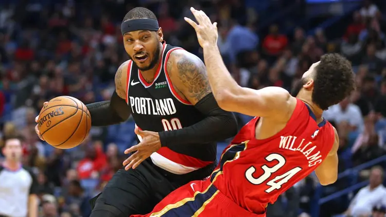 Tiền phong phụ trên sân (Small Forward - SF)