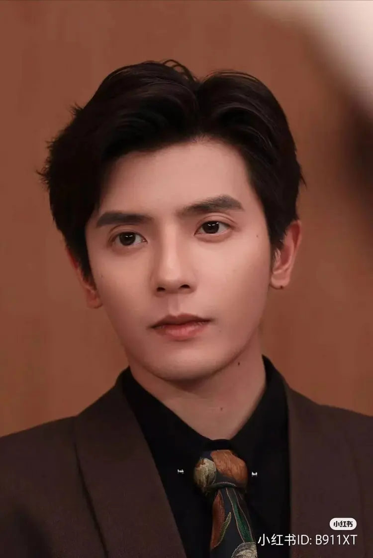 Hà Thông Duệ là một trong những nam diễn viên phim ngắn có lượng fan đông đảo và độ nhận diện cao nhất hiện nay