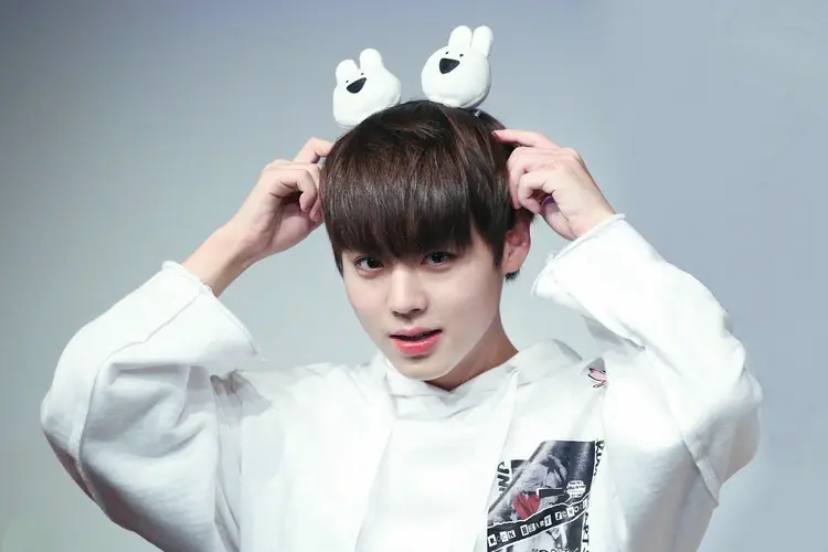 Khi còn là idol Park Ji Hoon được biết đến với ngoại hình dễ thương
